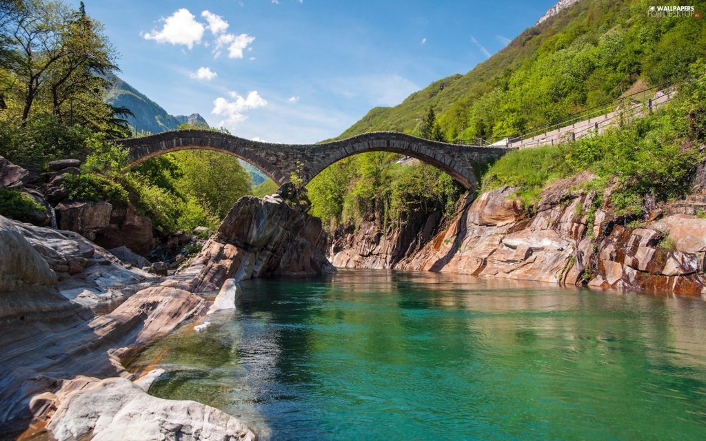 Verzasca 2.jpg